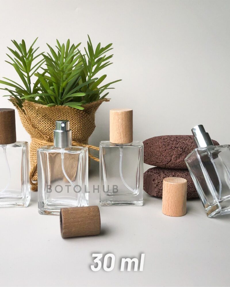 30ml Perfume Bottle with Silver Spray & Wooden Cap GB106 / GB107